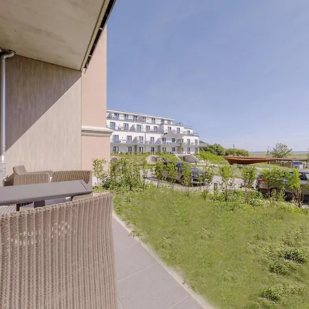 Alte Seefahrtschule - Zwei Wasser *