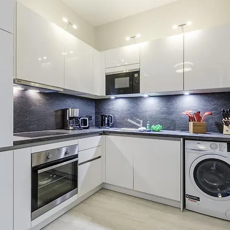 Alte Seefahrtschule - Zwei Wasser