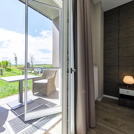 Alte Seefahrtschule - Zwei Wasser 4*