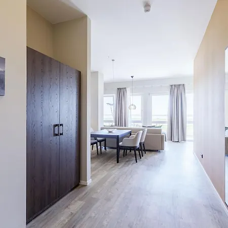 Alte Seefahrtschule - Zwei Wasser Aparthotel Wustrow (Fischland)