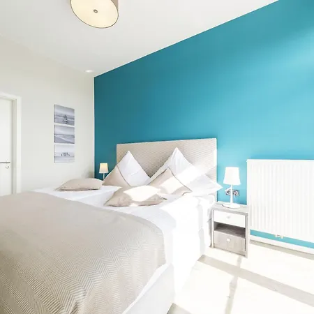 Alte Seefahrtschule - Zwei Wasser