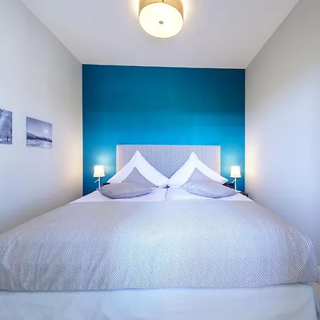 Alte Seefahrtschule - Zwei Wasser Aparthotel Wustrow (Fischland)