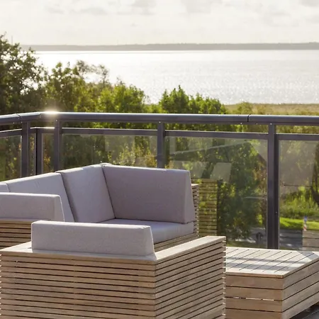 Alte Seefahrtschule - Zwei Wasser Apart Otel Wustrow (Fischland)